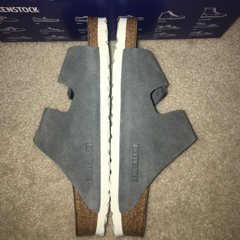 Never worn Birkenstock Arizona